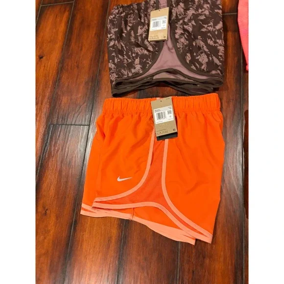 New bundle 6 Nike dri fitWomen's Running lined tempoShorts 3 Inch Inseam XS